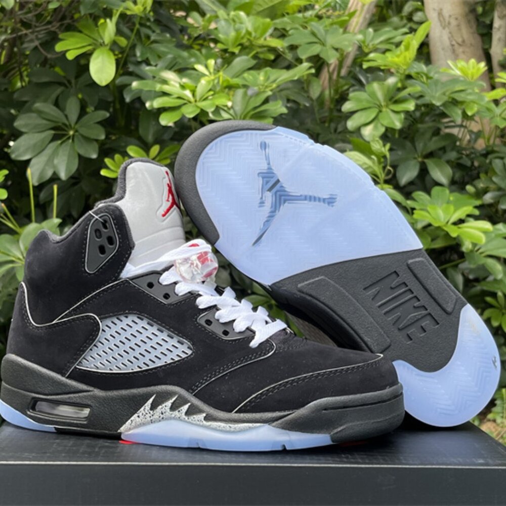 JORDAN 5 BLACK METALLICS